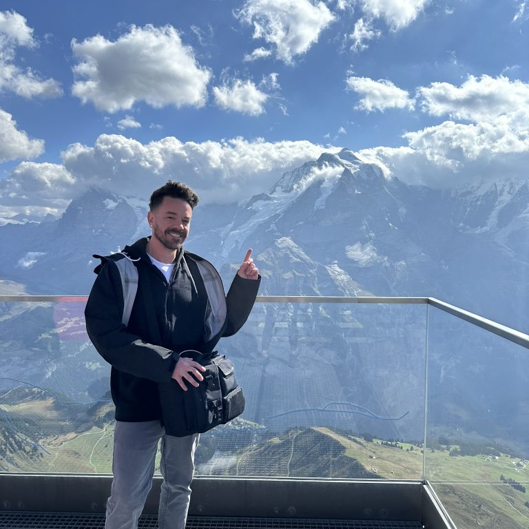 E66C4F89-58F4-493C-B0BA-0FE48AE51618_1_102_o